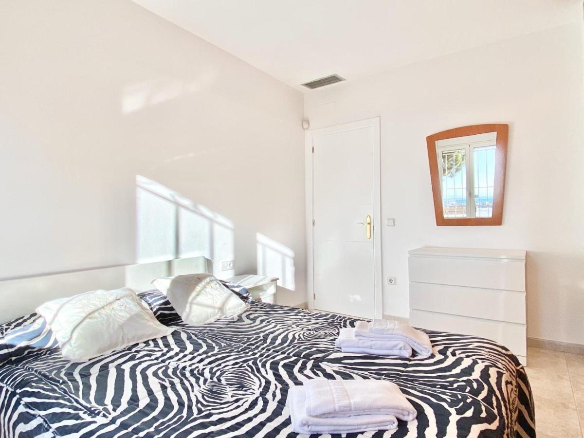 Appartement Devant La Plage Roses Kültér fotó