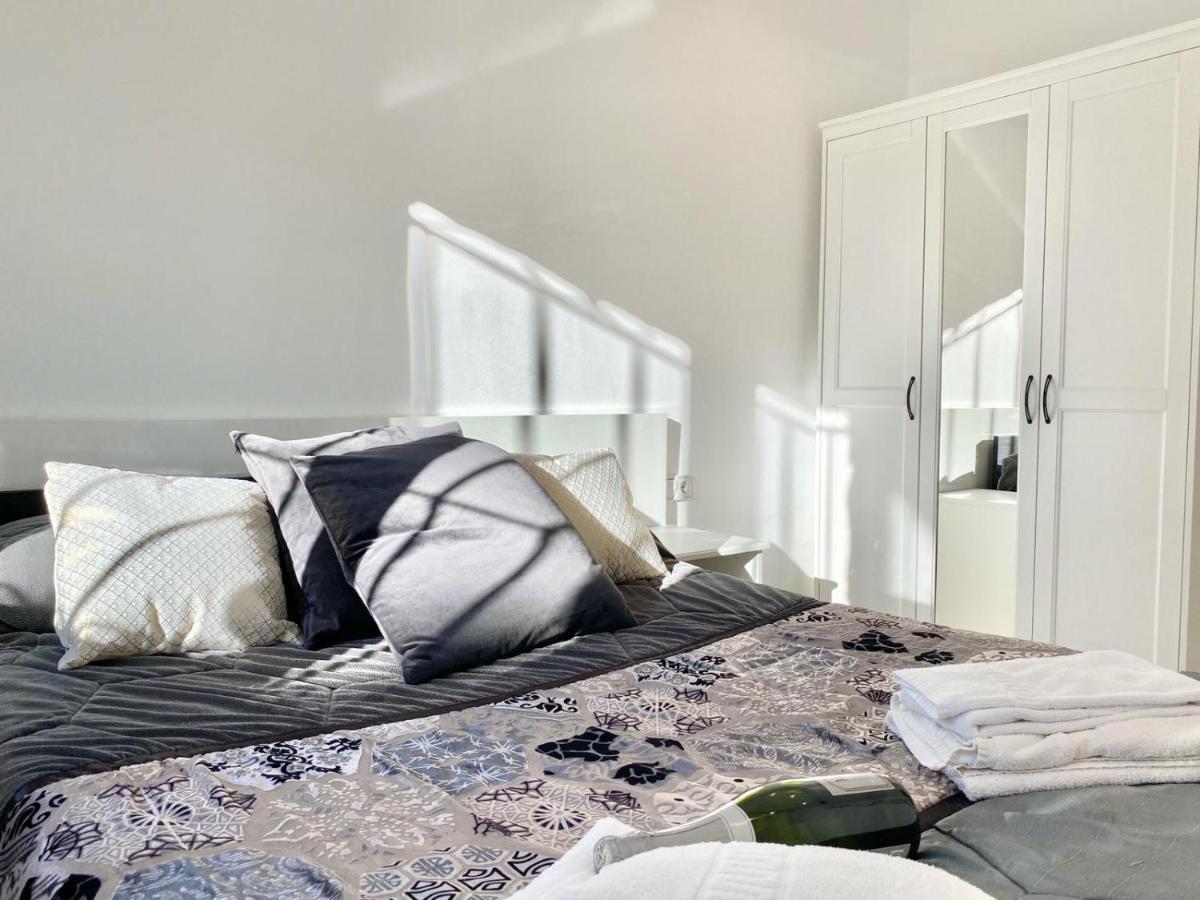 Appartement Devant La Plage Roses Kültér fotó